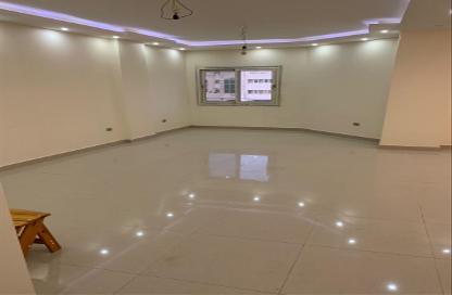 شقة - 2 غرف نوم - 1 حمام للبيع في عمارات البنفسج - البنفسج - مدينة القاهرة الجديدة - القاهرة شقة - 2 غرف نوم - 1 حمام للبيع في عمارات البنفسج - البنفسج - مدينة القاهرة الجديدة - القاهرة