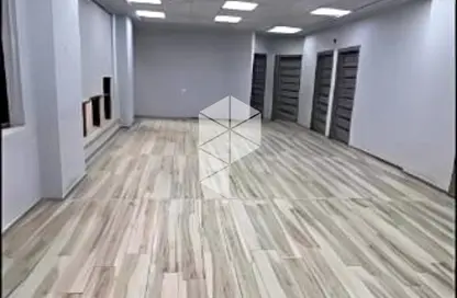 Office Space - 5 Bedrooms - 2 Bathrooms for rent in Akhnaton St. - District 5 - The 5th Settlement - New Cairo City - Cairo