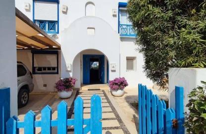 Chalet - 3 Bedrooms - 2 Bathrooms for sale in Mountain View - Ras Al Hekma - North Coast