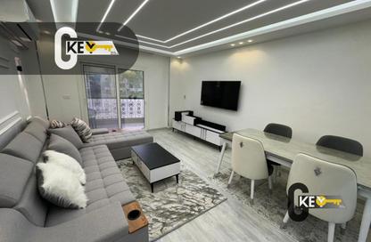 Apartment - 2 Bedrooms - 1 Bathroom for rent in El Rehab Extension - Al Rehab - New Cairo City - Cairo