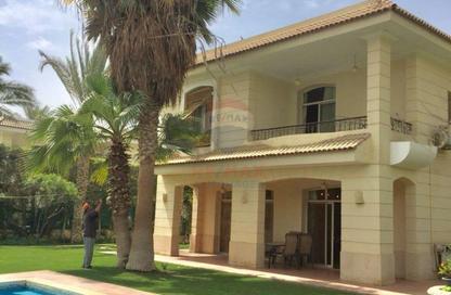 فيلا - 7 - 6 للايجار في بيراميدز هايتس - طريق مصر اسكندرية الصحراوي - مدينة 6 أكتوبر - الجيزة
