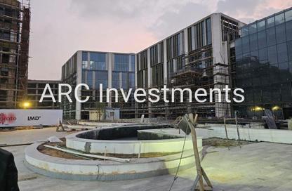 Office Space - Studio - 4 Bathrooms for rent in One Ninety Mall - South Teseen St. - The 5th Settlement - New Cairo City - Cairo