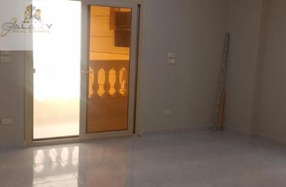 Apartment - 3 Bedrooms - 2 Bathrooms for rent in South Lotus - El Lotus - New Cairo City - Cairo