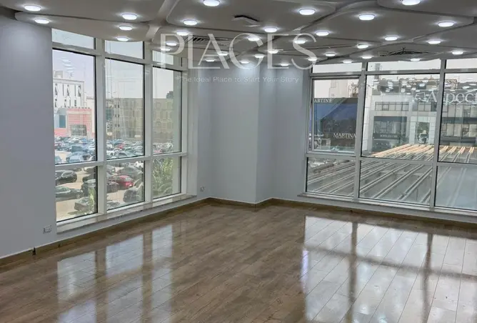 113528576 - Property Image 3