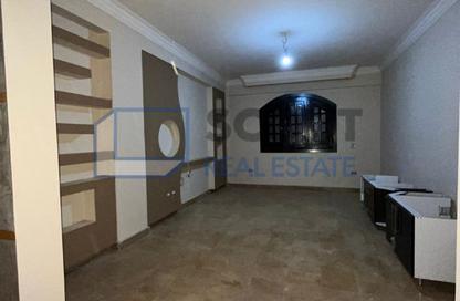 Apartment - 3 Bedrooms - 3 Bathrooms for rent in Area A - Ganoob El Acadimia - New Cairo City - Cairo