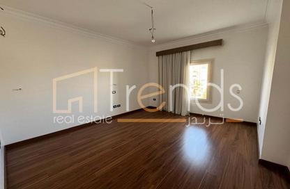 Apartment - 3 Bedrooms - 3 Bathrooms for rent in Al Shouyfat - 5th Settlement Compounds - The 5th Settlement - New Cairo City - Cairo Apartment - 3 Bedrooms - 3 Bathrooms for rent in Al Shouyfat - 5th Settlement Compounds - The 5th Settlement - New Cairo City - Cairo