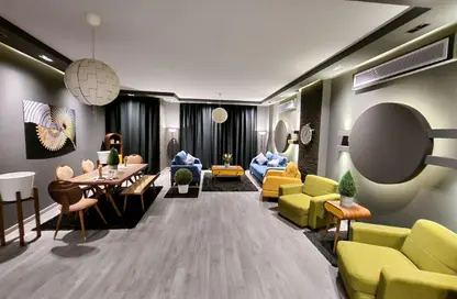 شقة - 3 غرف نوم - 4 حمامات للبيع في كمبوند فيلدج جاردن القطامية - كمبوندات التجمع الخامس - التجمع الخامس - مدينة القاهرة الجديدة - القاهرة