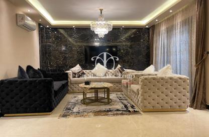 Apartment - 3 - 2 for sale in Taj City - 5th Settlement Compounds - The 5th Settlement - New Cairo City - Cairo