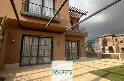 Townhouse - 4 Bedrooms - 4 Bathrooms for sale in Village West - Sheikh Zayed Compounds - Sheikh Zayed City - Giza