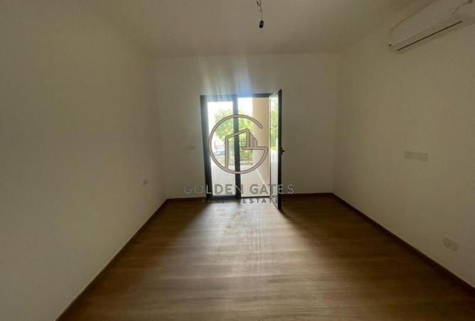 68782699 - Property Image 3