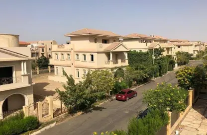 Villa - 5 Bedrooms - 6 Bathrooms for sale in Royal Maxim - 5th Settlement Compounds - The 5th Settlement - New Cairo City - Cairo