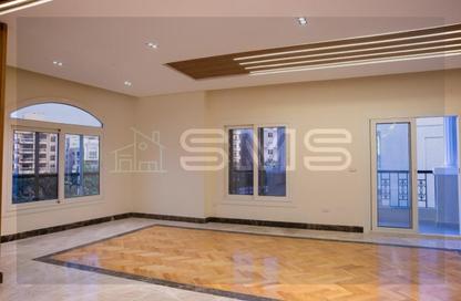 Apartment - 5 Bedrooms - 3 Bathrooms for rent in Al Shouyfat - 5th Settlement Compounds - The 5th Settlement - New Cairo City - Cairo