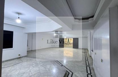 Apartment - 3 Bedrooms - 3 Bathrooms for rent in Al Merghany St. - Ard El Golf - Heliopolis - Masr El Gedida - Cairo