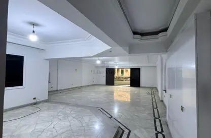 Apartment - 3 Bedrooms - 3 Bathrooms for rent in Al Merghany St. - Ard El Golf - Heliopolis - Masr El Gedida - Cairo