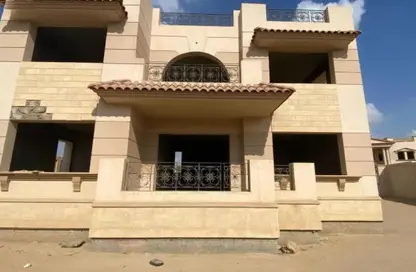 فيلا - 5 غرف نوم - 5 حمامات للبيع في رويال سيتي - كمبوندات الشيخ زايد - الشيخ زايد - الجيزة