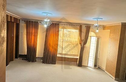 Apartment - 4 Bedrooms - 3 Bathrooms for sale in Abo Qir St. - Ibrahimia - Hay Wasat - Alexandria Apartment - 4 Bedrooms - 3 Bathrooms for sale in Abo Qir St. - Ibrahimia - Hay Wasat - Alexandria
