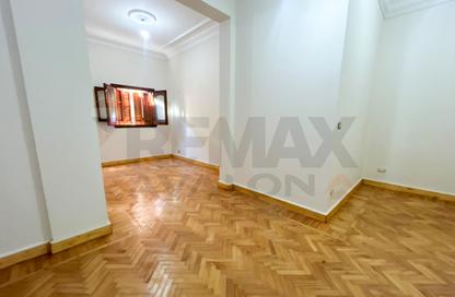 Apartment - 2 - 2 for sale in Camp Chezar - Hay Wasat - Alexandria