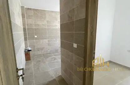 (بنتهاوس  (روف - 3 غرف نوم - 3 حمامات للايجار في مون ريزيدنس - فيفث سكوير - التجمع الخامس - مدينة القاهرة الجديدة - القاهرة