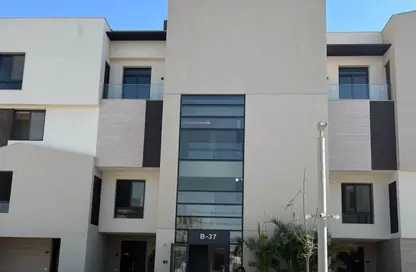 Apartment - 3 Bedrooms - 3 Bathrooms for sale in Karmell - New Zayed City - Sheikh Zayed City - Giza