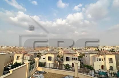 Villa - 3 Bedrooms - 4 Bathrooms for sale in Levana - Uptown Cairo - Mokattam - Cairo