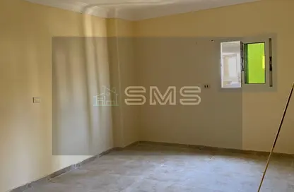 Apartment - 3 Bedrooms - 2 Bathrooms for rent in North Lotus - El Lotus - New Cairo City - Cairo