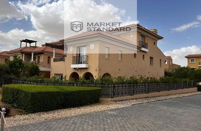Villa - 6 Bedrooms - 6 Bathrooms for sale in Hyde Park Central - The 6th Settlement - New Cairo City - Cairo