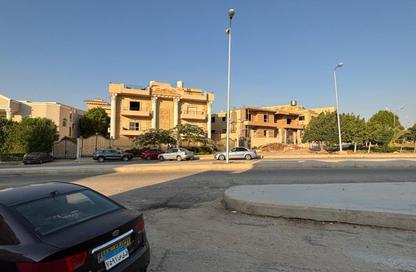 Apartment - 3 Bedrooms - 2 Bathrooms for sale in 4th Neighborhood - 3rd Area - Shorouk City - Cairo