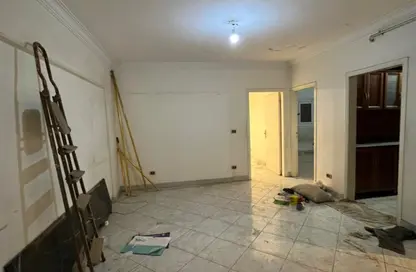 شقة - 2 غرف نوم - 2 حمامات للبيع في شارع ابو المحاسن الشاذلي - العجوزة - الجيزة