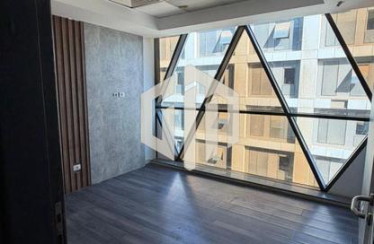 Office Space - 1 Bedroom - 1 Bathroom for rent in Cairo Business Plaza - North Teseen St. - The 5th Settlement - New Cairo City - Cairo