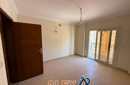 شقة - 2 غرف نوم - 2 حمامات للايجار في في صوارى - ووترفرونت - صوارى - كمبوندات الاسكندرية - الاسكندرية