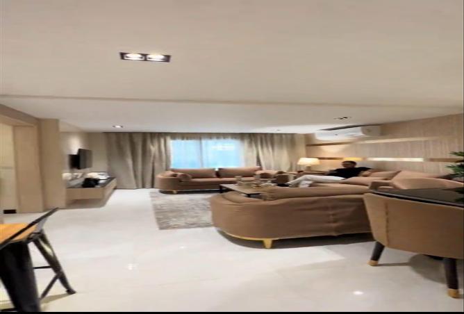 8589813 - Property Image 2