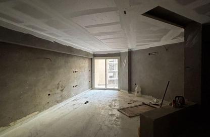 Apartment - 2 Bedrooms - 2 Bathrooms for sale in Capital East - Nasr City Compounds - Nasr City - Cairo