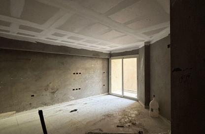 Apartment - 2 Bedrooms - 2 Bathrooms for sale in Capital East - Nasr City Compounds - Nasr City - Cairo