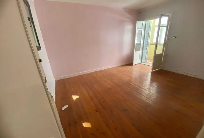 72720341 - Property Image 2