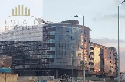 Hotel Apartment - 2 Bedrooms - 3 Bathrooms for sale in Lake Residence - New Cairo City - Cairo