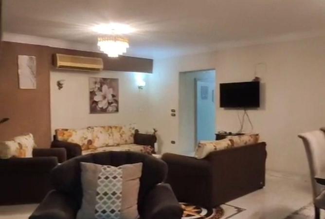 8580077 - Property Image 2