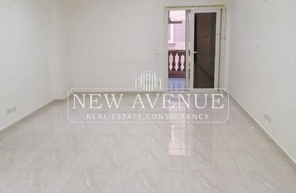 Apartment - 3 Bedrooms - 3 Bathrooms for sale in South Lotus - El Lotus - New Cairo City - Cairo