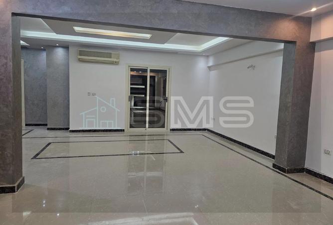 64129468 - Property Image 2