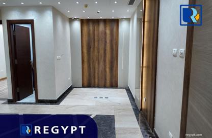 مساحات مكتبية - استوديو - 3 حمامات للايجار في مركز القاهرة الطبي - شارع التسعين الشمالي - التجمع الخامس - مدينة القاهرة الجديدة - القاهرة
