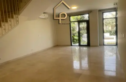 تاون هاوس - 3 غرف نوم - 3 حمامات للايجار في أو ويست - كمبوندات 6 أكتوبر - مدينة 6 أكتوبر - الجيزة