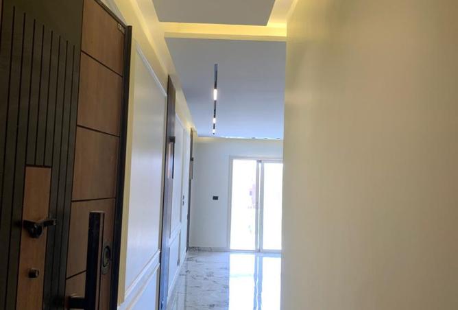 8381735 - Property Image 2