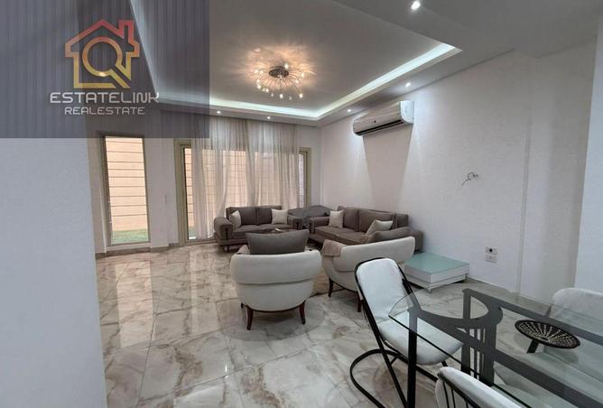 102076000 - Property Main Image