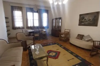 شقة - غرفة نوم - 1 حمام للايجار في شارع احمد حشمت - الزمالك - القاهرة