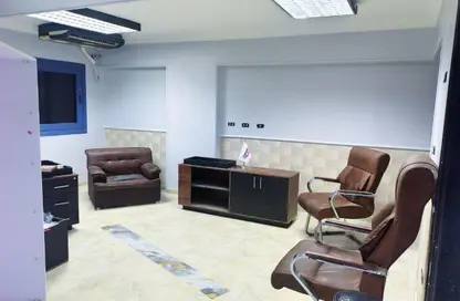 Office Space - 3 Bedrooms - 1 Bathroom for rent in Roxy - Heliopolis - Masr El Gedida - Cairo