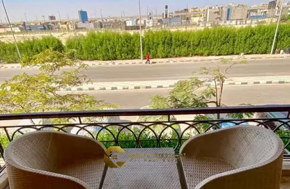 شقة - 3 غرف نوم - 2 حمامات للايجار في مدينة الخمائل - كمبوندات الشيخ زايد - الشيخ زايد - الجيزة