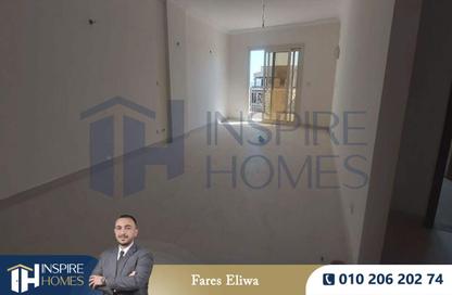 شقة - 3 غرف نوم - 3 حمامات للايجار في صوارى - كمبوندات الاسكندرية - الاسكندرية