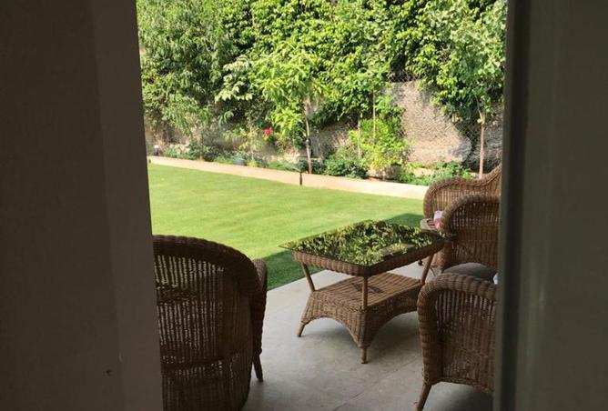 70101117 - Property Image 2