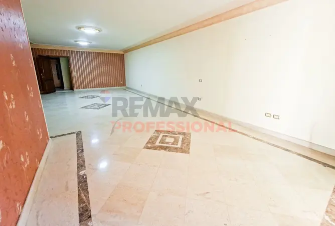 113823101 - Property Image 3