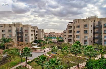 شقة - 2 غرف نوم - 2 حمامات للبيع في فيلدج جيت - المستثمرين الجنوبية - مدينة القاهرة الجديدة - القاهرة