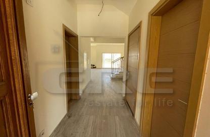 Villa - 4 Bedrooms - 4 Bathrooms for sale in Celesta Hills - Uptown Cairo - Mokattam - Cairo